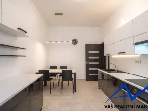 Prodej apartmánu, Ostrava, náměstí Msgre Šrámka, 93 m2