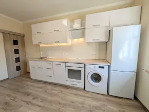 Pronájem bytu 2+kk, Karlovy Vary - Bohatice, U Trati, 34 m2