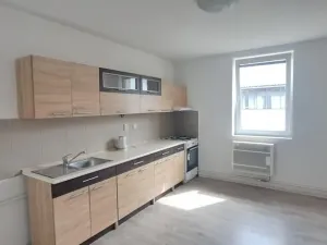 Pronájem bytu 2+1, Jihlava, Pávovská, 60 m2