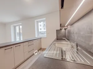 Pronájem bytu 2+kk, Znojmo, Vančurova, 52 m2