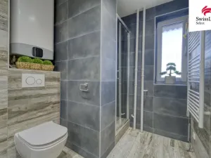 Prodej bytu 2+1, Plzeň, Chválenická, 69 m2