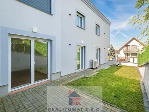 Pronájem rodinného domu, Praha - Komořany, Pod lesem, 127 m2