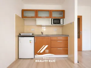 Pronájem bytu 1+kk, Ostrava, Na Obvodu, 27 m2