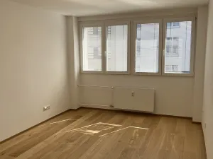 Pronájem bytu 3+1, Zlín, Zarámí, 96 m2