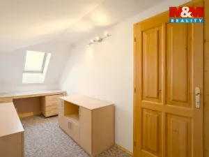 Prodej rodinného domu, Chrast - Podlažice, 280 m2