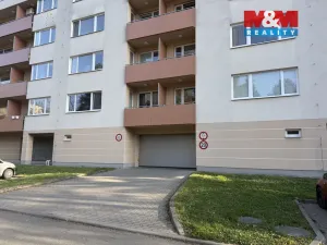 Prodej garážového stání, Zlín - Příluky, Dřevnická, 10 m2