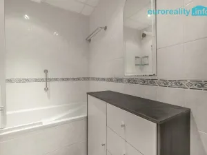 Prodej bytu 5+1, Česká Lípa, Zhořelecká, 86 m2