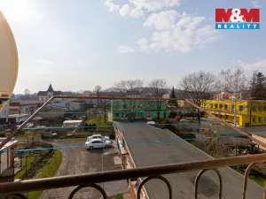 Prodej atypického bytu, Krnov - Pod Bezručovým vrchem, Bezručova, 73 m2