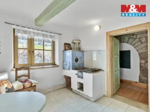 Prodej rodinného domu, Lomnice nad Popelkou - Černá, 100 m2