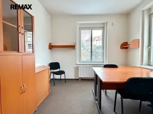 Pronájem kanceláře, Praha - Strašnice, Průběžná, 128 m2