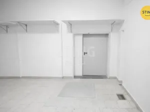 Pronájem obchodního prostoru, Třinec, nám. Svobody, 254 m2