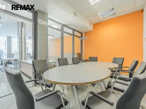 Pronájem kanceláře, Kladno, Osvoboz. pol. vězňů, 183 m2