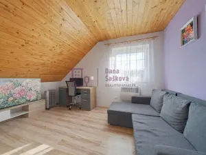 Pronájem bytu 2+kk, Jindřichův Hradec - Jindřichův Hradec IV, Nežárecká, 40 m2