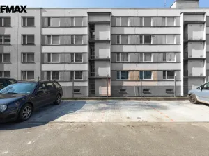 Prodej bytu 2+1, Děčín - Děčín XXXII-Boletice nad Labem, Přímá, 58 m2