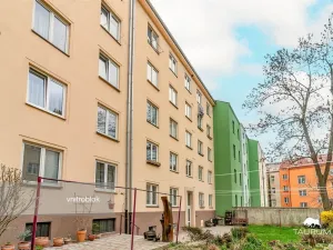 Prodej bytu 1+1, Praha - Libeň, V zahradách, 29 m2