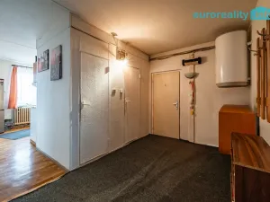 Prodej bytu 3+1, Chodský Újezd, 78 m2