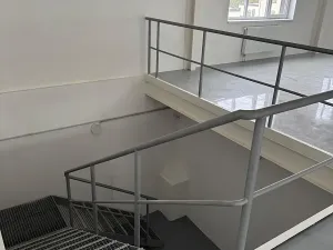 Pronájem skladu, Ostrov, 150 m2