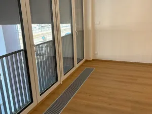 Pronájem bytu 1+kk, Praha - Hloubětín, Poděbradská, 42 m2