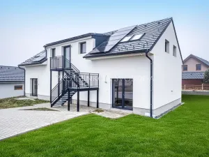 Prodej rodinného domu, Frymburk, 218 m2