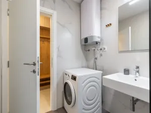 Prodej bytu 3+kk, Bečići, Černá Hora, 63 m2