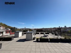 Pronájem bytu 1+kk, Praha - Vinohrady, Perucká, 25 m2