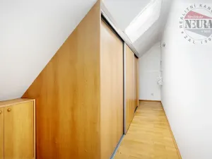 Prodej rodinného domu, Praha - Kbely, Benecká, 180 m2