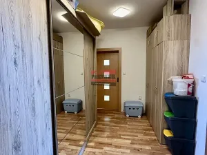 Prodej bytu 3+1, Veselí nad Lužnicí, Blatské sídliště, 78 m2