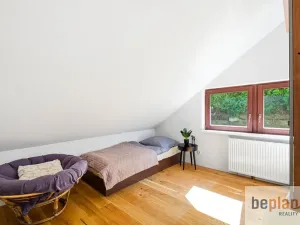 Prodej rodinného domu, Kamenice, Lomená, 161 m2