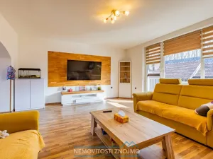 Prodej rodinného domu, Božice, 141 m2