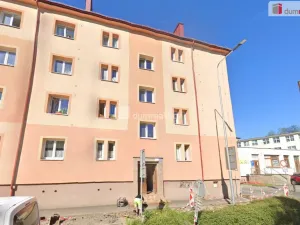 Prodej bytu 2+1, Cheb, Valdštejnova, 60 m2