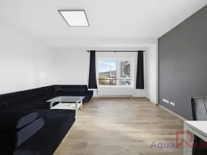 Pronájem bytu 3+kk, Karlovy Vary, Dubová, 83 m2