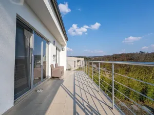 Prodej vily, Králův Dvůr, Na Vinohradech, 140 m2