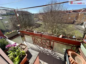 Prodej bytu 2+1, Ostrov, Hlavní třída, 75 m2