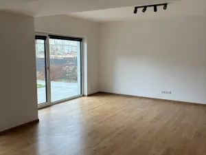 Pronájem rodinného domu, Praha - Klánovice, Lovčická, 120 m2