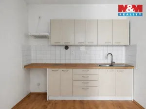 Pronájem bytu 2+kk, Kolín - Kolín I, Husova, 35 m2
