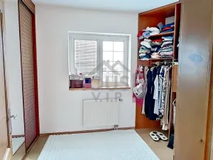 Prodej rodinného domu, Praha - Dolní Počernice, Listopadová, 320 m2