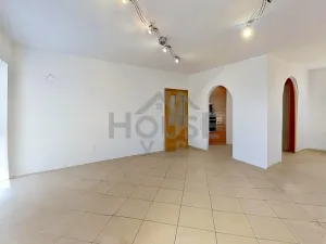 Prodej rodinného domu, Praha - Dolní Počernice, Listopadová, 320 m2
