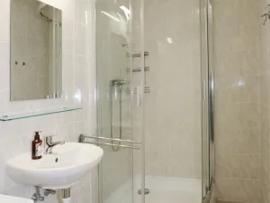 Pronájem bytu 1+kk, Praha - Žižkov, Hartigova, 36 m2