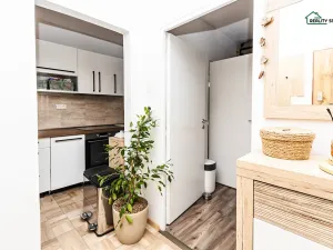 Prodej bytu 2+1, Cheb, Obětí nacismu, 57 m2