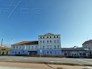 Prodej obchodního prostoru, Znojmo, Vídeňská třída, 5100 m2