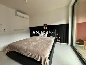 Pronájem bytu 3+kk, Praha - Karlín, Sokolovská, 80 m2