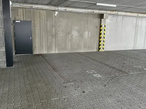 Pronájem garážového stání, Klatovy, Cibulkova, 13 m2