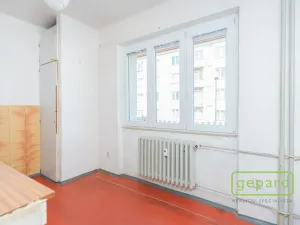 Prodej bytu 3+1, Mníšek pod Brdy, Jana Šťastného, 76 m2