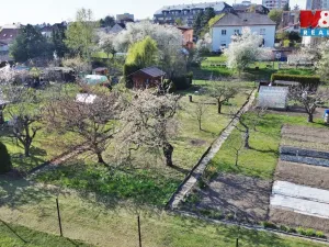 Prodej zahrady, Hradec Králové, U Mostku, 300 m2