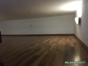 Pronájem bytu 1+kk, Praha - Vysočany, Freyova, 18 m2