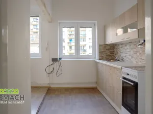 Pronájem bytu 1+kk, Náchod, Smiřických, 38 m2