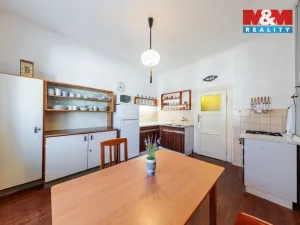 Prodej rodinného domu, Karlovy Vary - Drahovice, V. Huga, 214 m2