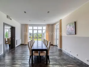 Prodej ubytování, Rosovice, 900 m2