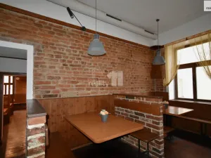 Pronájem restaurace, Náchod, Masarykovo náměstí, 232 m2