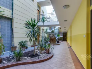 Pronájem atypického bytu, Praha - Prosek, Na pokraji, 68 m2